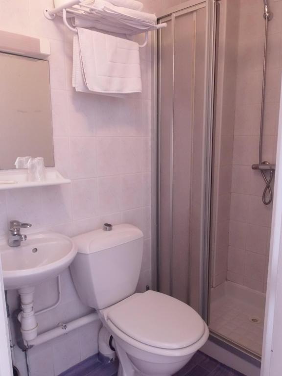 Hotel De La Plage Ouistreham Room photo